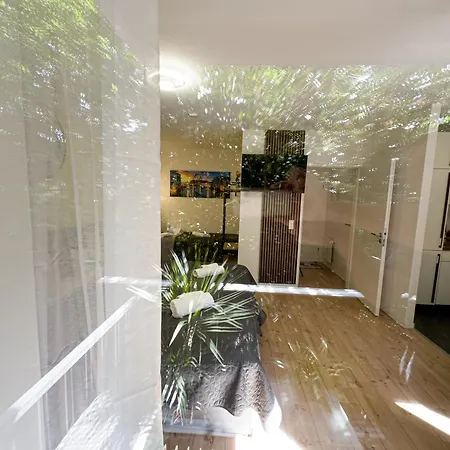 Immostay S#2 Zimmer - Free Parking & Balkon, Wifi & Naehe Mercedes Benz BRE