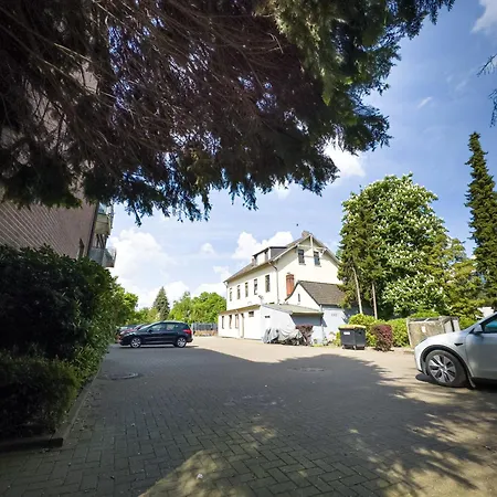Apartment Immostay S#2 Zimmer - Free Parking & Balkon, Wifi & Naehe Mercedes Benz BRE