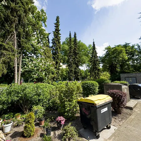 Immostay S#2 Zimmer - Free Parking & Balkon, Wifi & Naehe Mercedes Benz * BRE