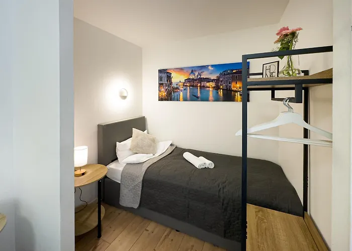 Apartment Immostay S#2 - Free Parking & Balkon, Wifi & Naehe Mercedes Benz