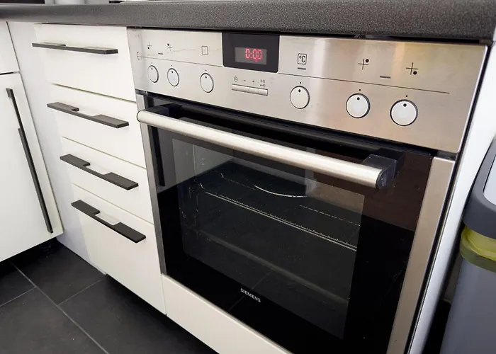 Immostay S#2 - Free Parking & Balkon, Wifi & Naehe Mercedes Benz