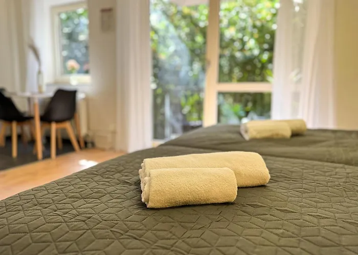 Immostay S#2 - Free Parking & Balkon, Wifi & Naehe Mercedes Benz