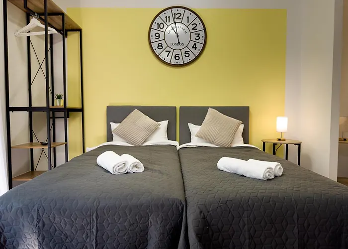 Apartment Immostay S#2 - Free Parking & Balkon, Wifi & Naehe Mercedes Benz