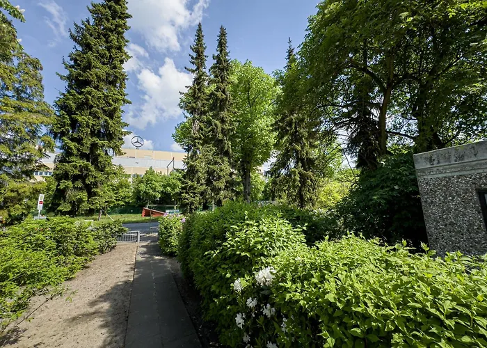 Immostay S#2 - Free Parking & Balkon, Wifi & Naehe Mercedes Benz Apartment